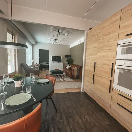 Lovely 1-bedroom With Patio And Sauna Appartement