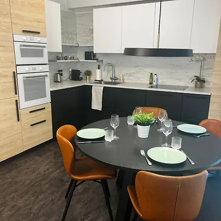 Lovely 1-bedroom With Patio And Sauna *