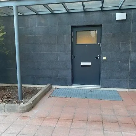 Lovely 1-bedroom With Patio And Sauna Appartement