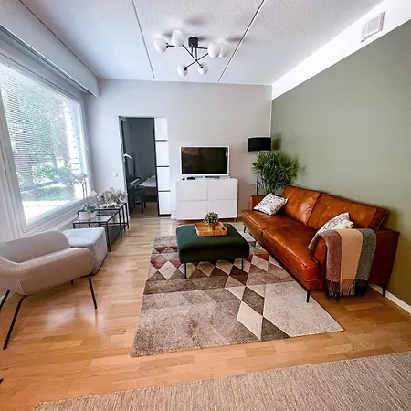 Lovely 1-bedroom With Patio And Sauna